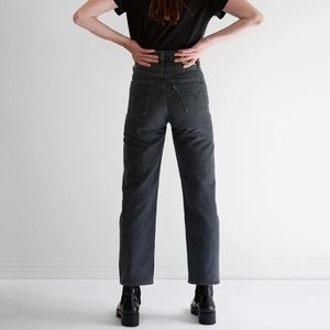 NWT Levi’s Ribcage Straight Wellthread Jeans Black